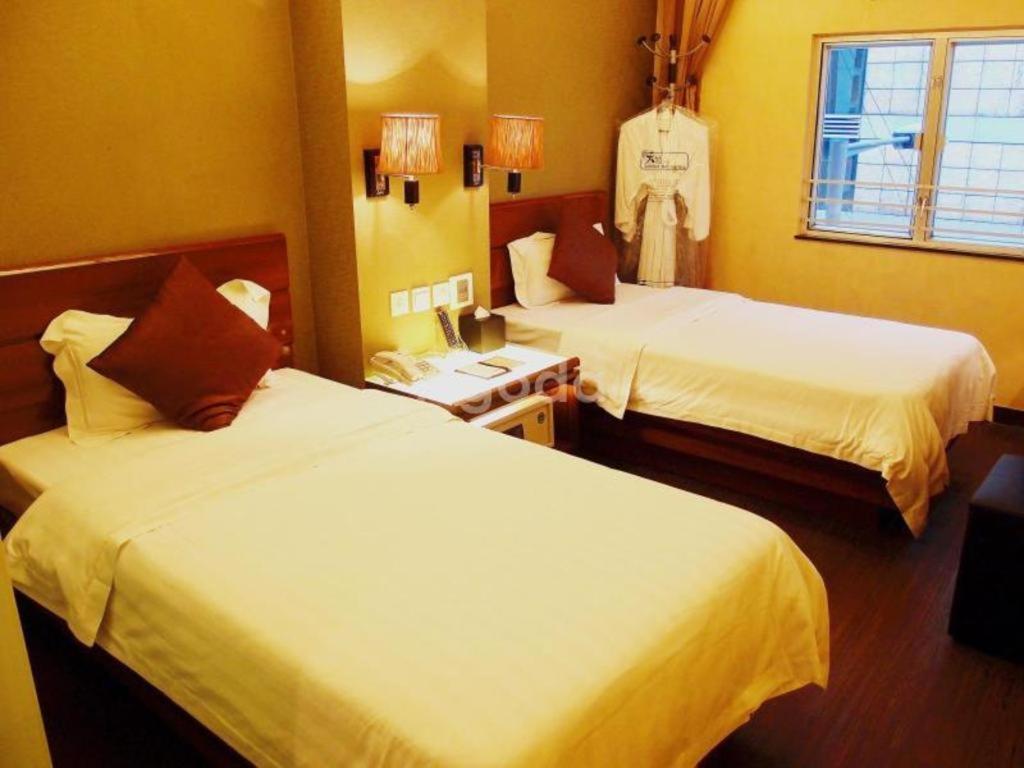 Sunny Day Hotel, Mong Kok Гонконг Екстер'єр фото