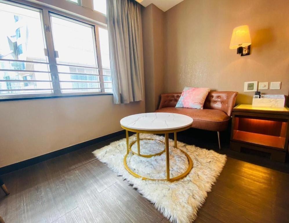 Sunny Day Hotel, Mong Kok Гонконг Екстер'єр фото