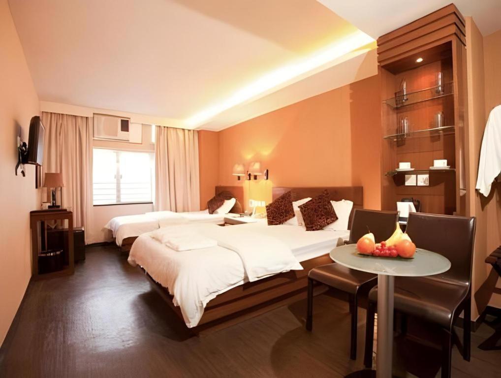 Sunny Day Hotel, Mong Kok Гонконг Екстер'єр фото