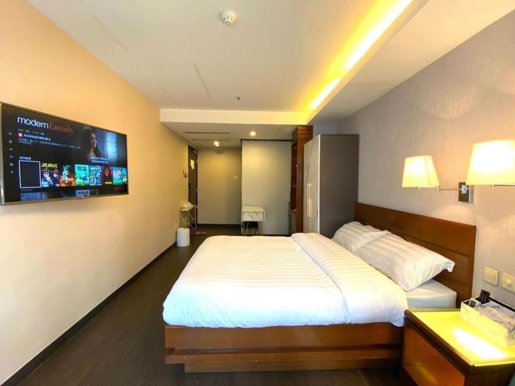 Sunny Day Hotel, Mong Kok Гонконг Екстер'єр фото