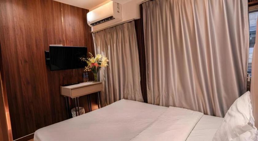 Sunny Day Hotel, Mong Kok Гонконг Екстер'єр фото